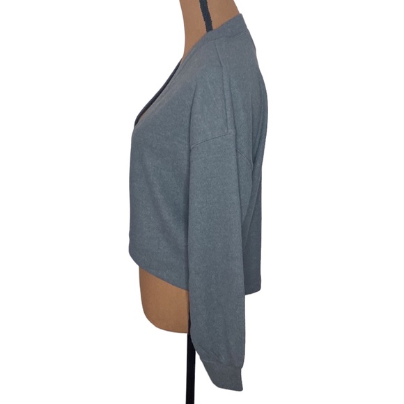 Abercrombie & Fitch grey Soft & Cozy slouched cropped sweater cardigan size XS - Picture 4 of 10